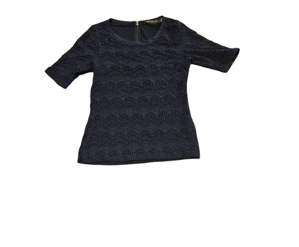 Outback Red Small Dark Blue Short Sleeve Zip Closure Shirt